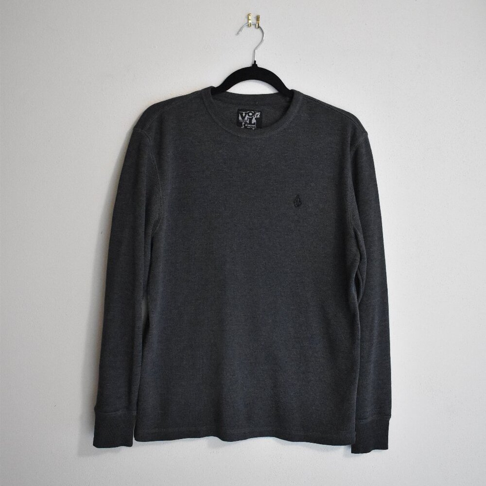 Y2K Volcom Dark Gray Medium Long Sleeve Shirt